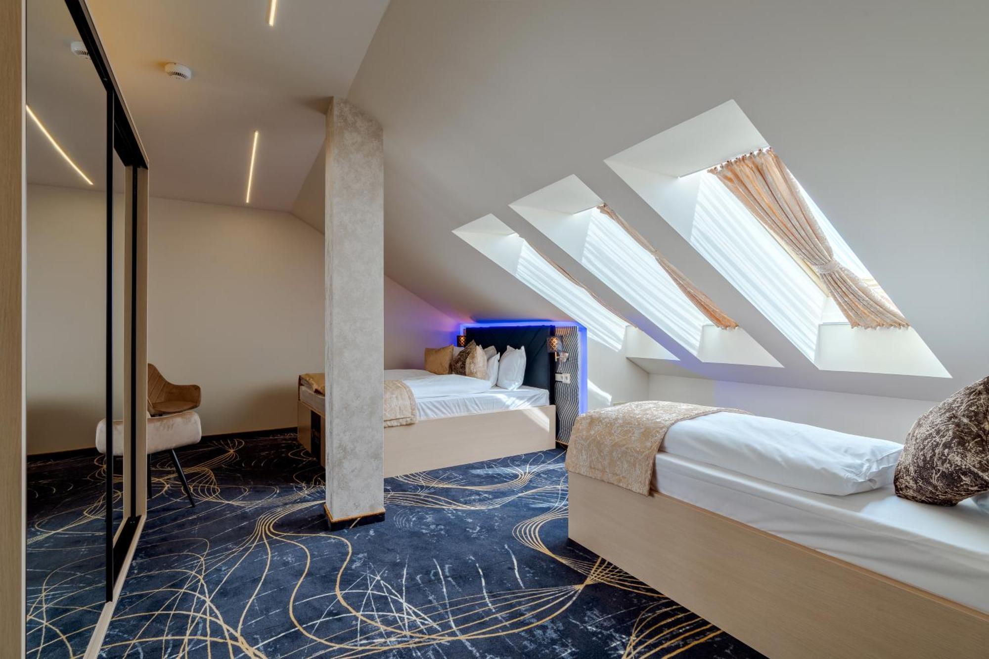 Bed and Breakfast Diamond Panzio à Hajdúszoboszló Extérieur photo